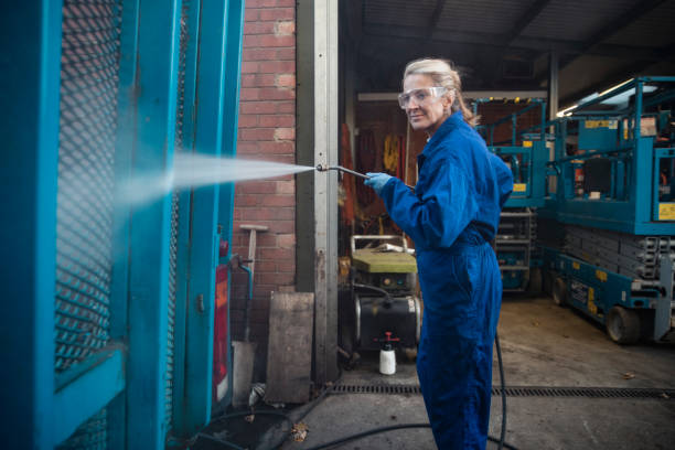 Best Soft Washing  in Bedford, IN